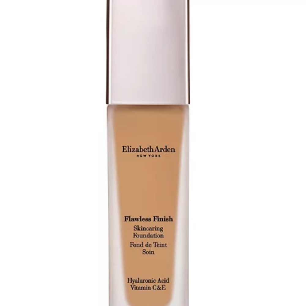 Elizabeth Arden Flawless Finish Foundation - Color 440W Exp 24M